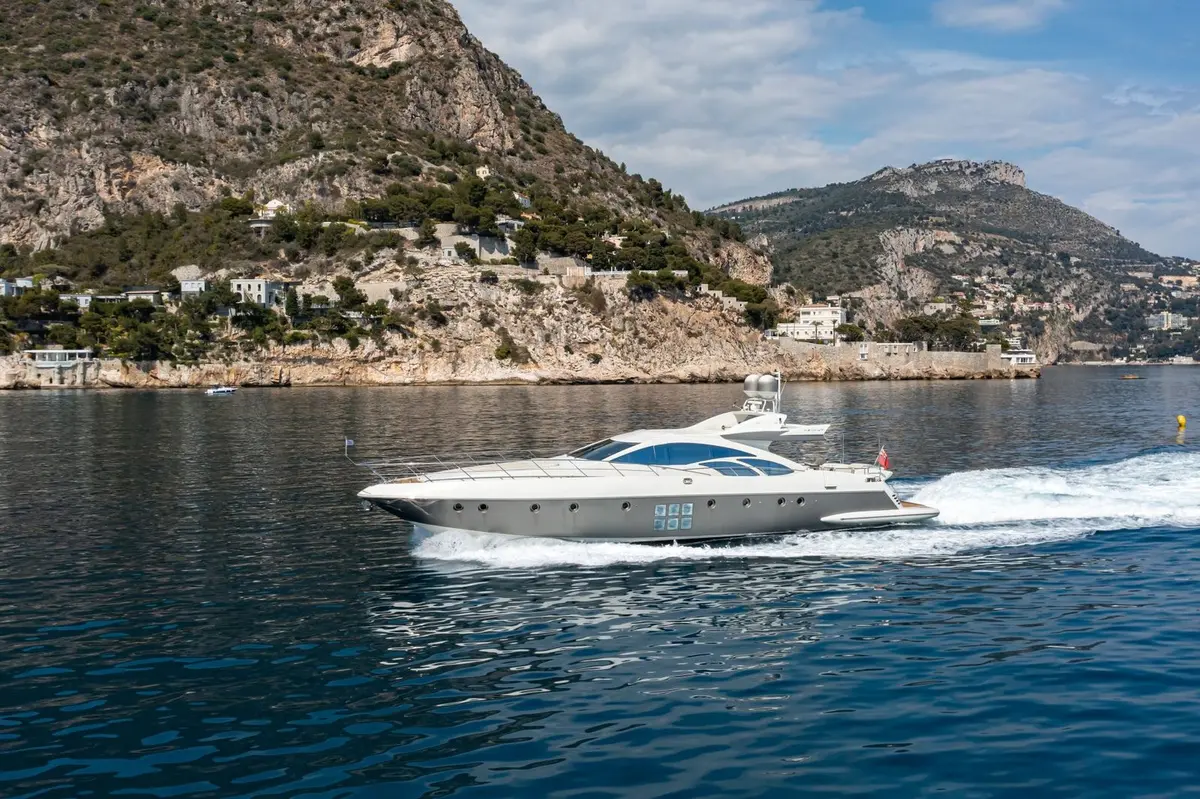 Azimut 86, aft deck — Monaco Lux Yachts, Monaco. Azimut 86 — 26m