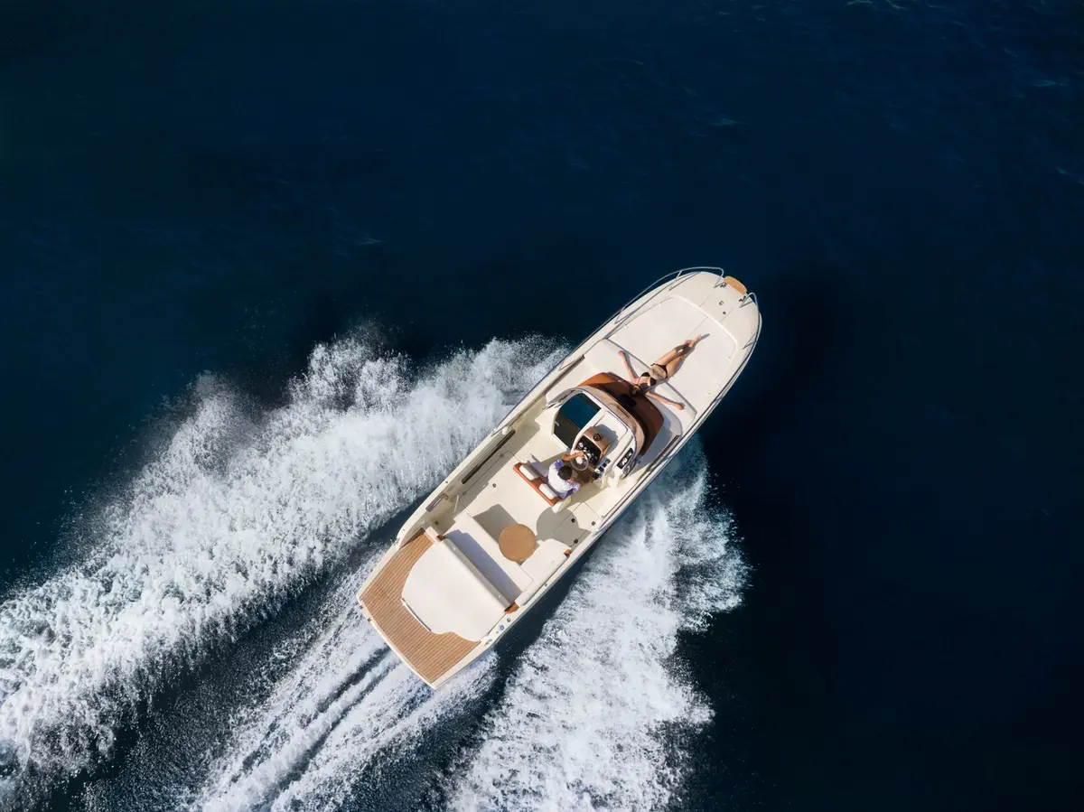 Invictus 280, aft deck — Monaco Lux Yachts, Monaco. Invictus 280 — 9m