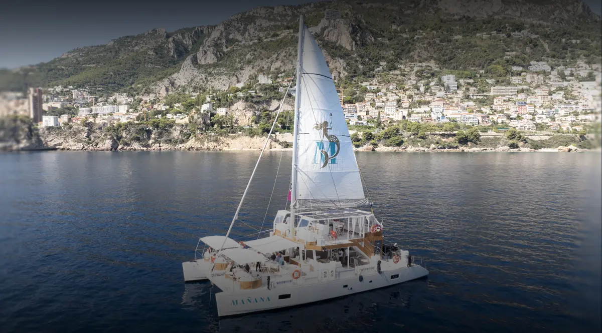 Manana Yacht, cubierta principal — Monaco Lux Yachts, Mónaco. Manana Yacht — 20.8m
