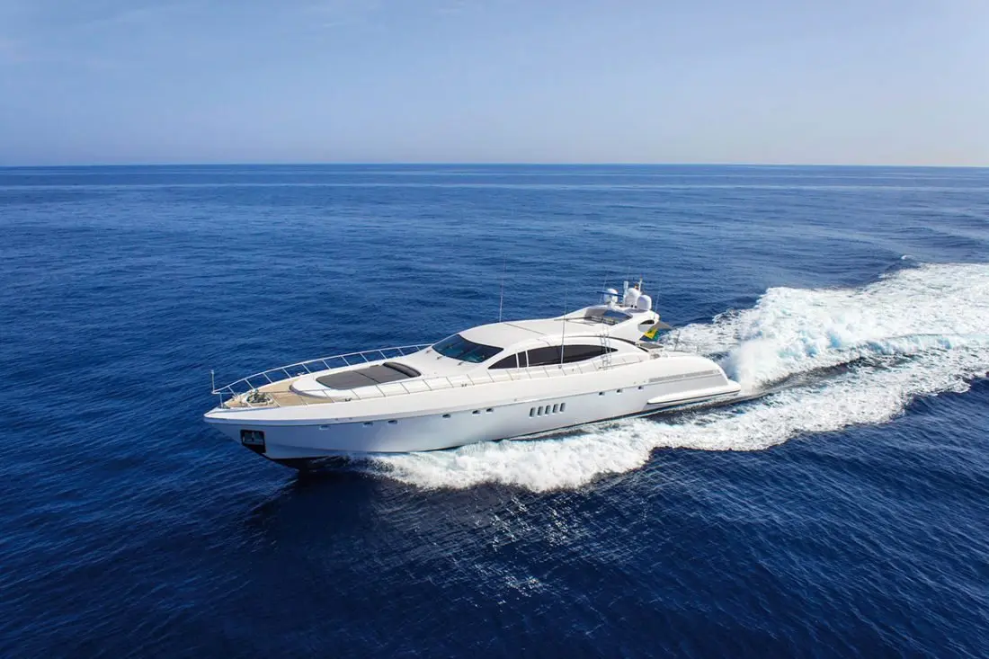 Mangusta 108, внешний вид — Monaco Lux Yachts, Монако. Mangusta 108 — 33m