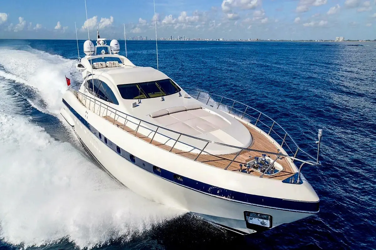 Mangusta 92, main deck — Monaco Lux Yachts, Monaco. Mangusta 92 — 28m