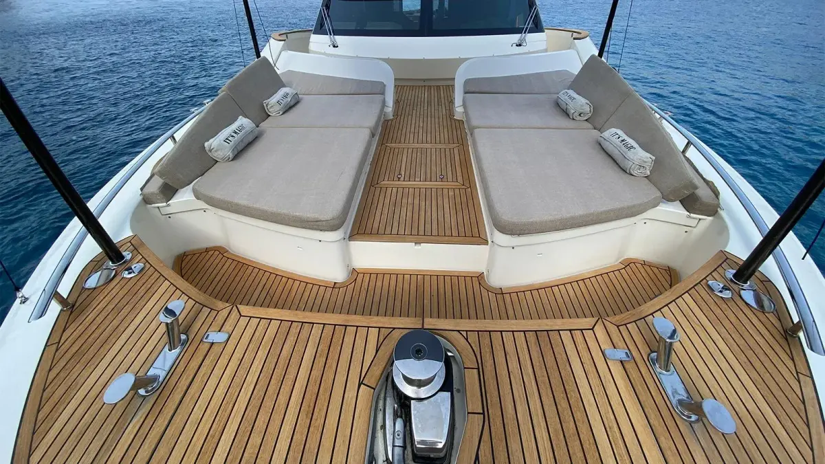 MCY66, salon — Monaco Lux Yachts, Monaco. MCY66 — 20m