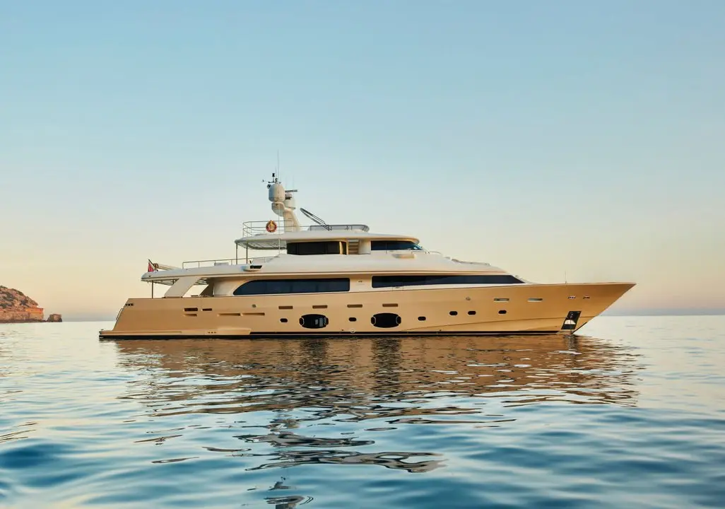 Navetta 33, внешний вид — Monaco Lux Yachts, Монако. Navetta 33 — 33m