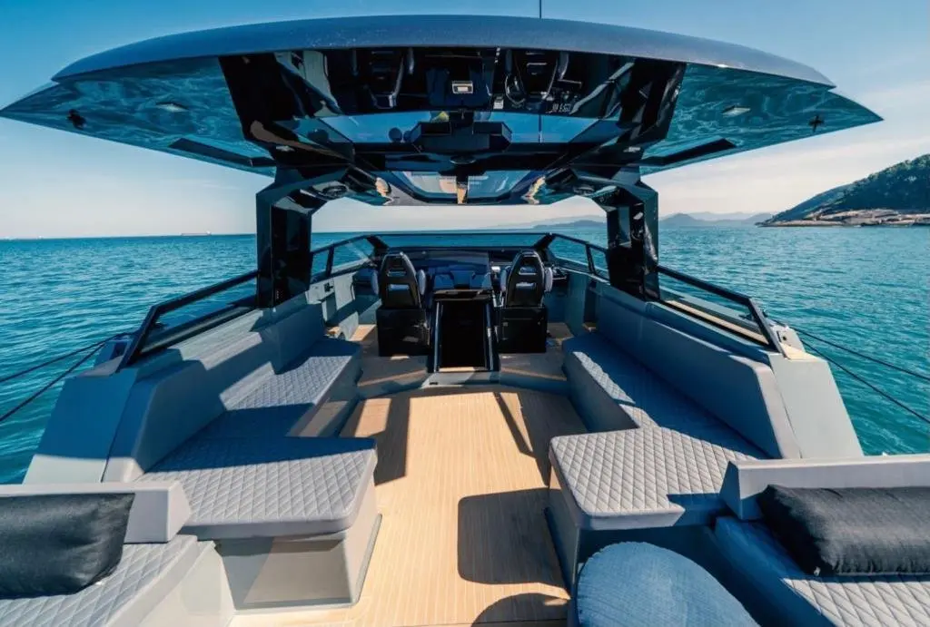 Okean 55, salon — Monaco Lux Yachts, Monaco. Okean 55 — 16m