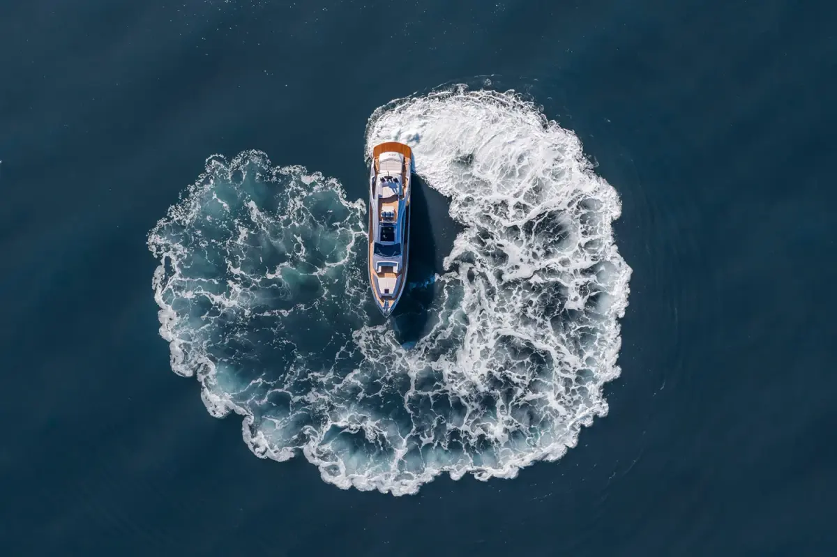 Pershing 8X, aft deck — Monaco Lux Yachts, Monaco. Pershing 8X — 25m