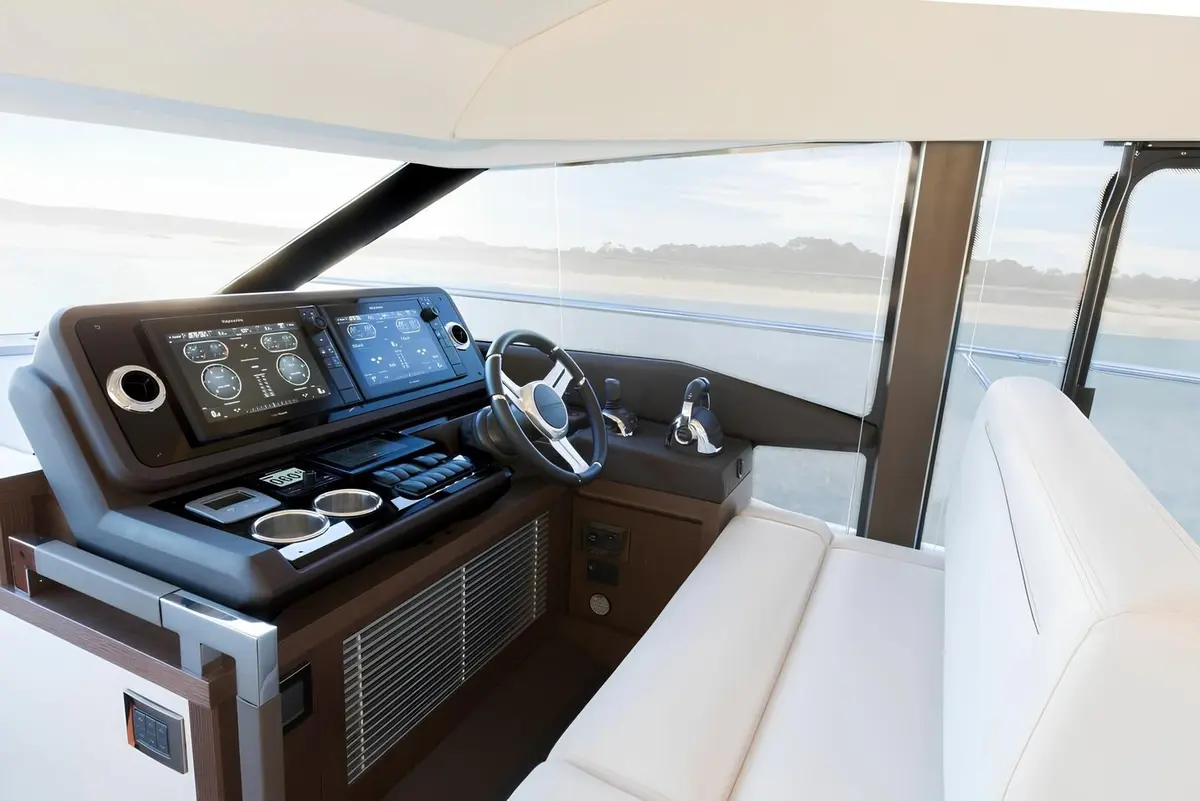 Prestige 520 Fly, main deck — Monaco Lux Yachts, Monaco. Prestige 520 Fly — 15m