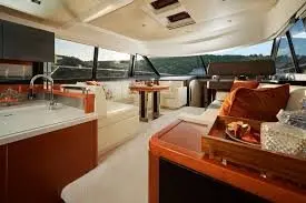 Prestige 550 FLY, флайбридж — Monaco Lux Yachts, Монако. Prestige 550 FLY — 18m