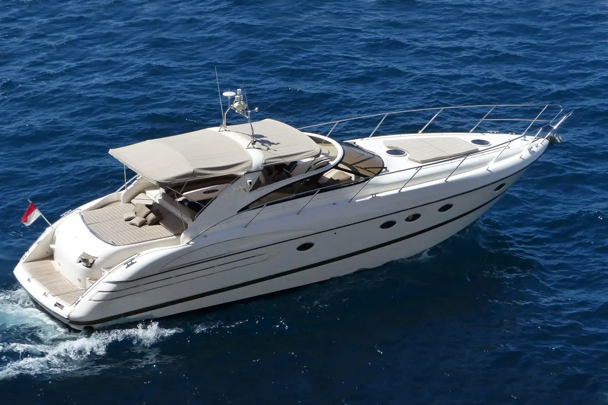 Princess 50, salon — Monaco Lux Yachts, Monaco. Princess 50 — 15.5m