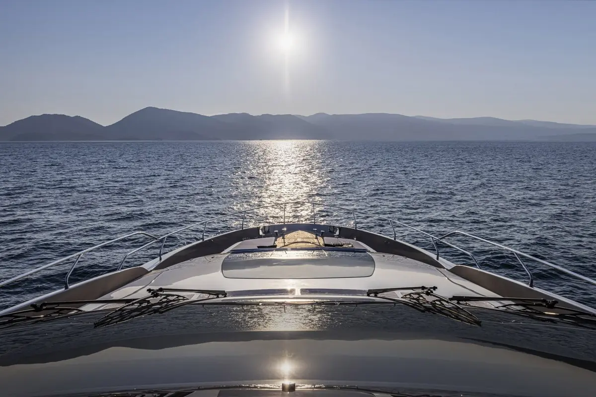 Riva 90, salon — Monaco Lux Yachts, Monaco. Riva 90 — 28.5m