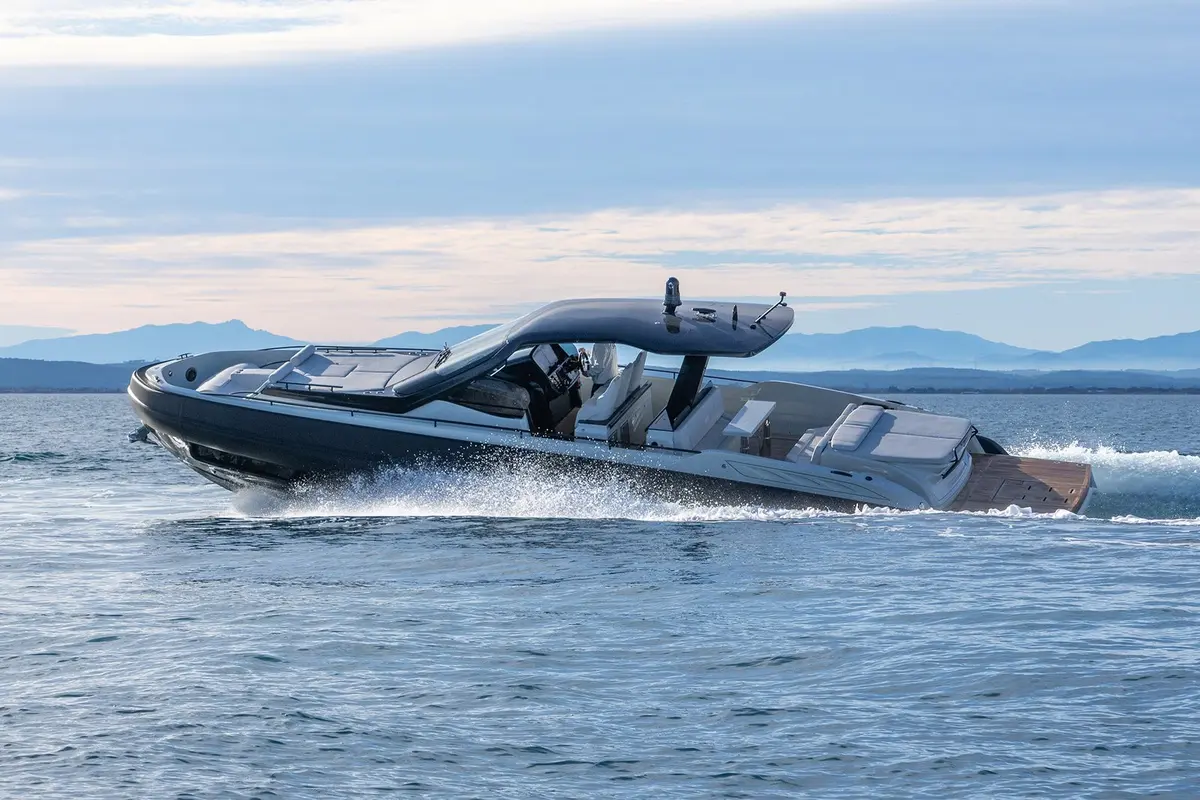 Sacs 47, exterior — Monaco Lux Yachts, Monaco. Sacs 47 — 14m