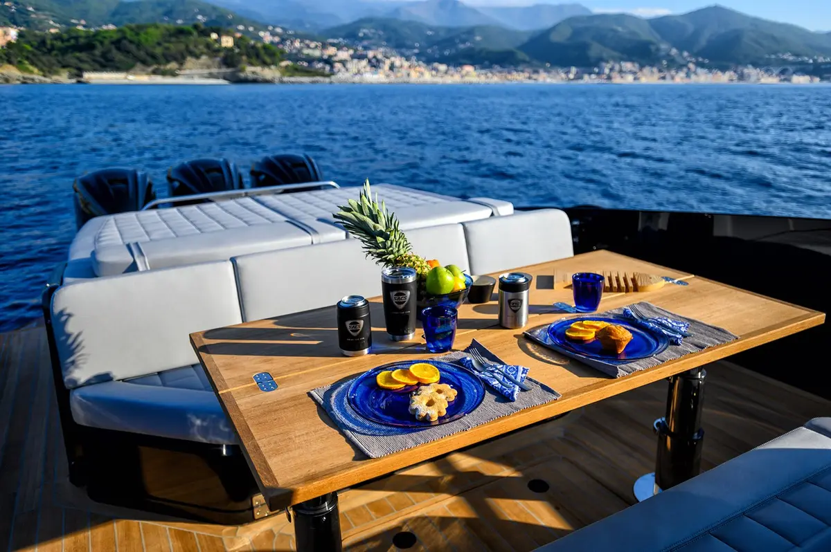 Sacs 47, salon — Monaco Lux Yachts, Monaco. Sacs 47 — 14m