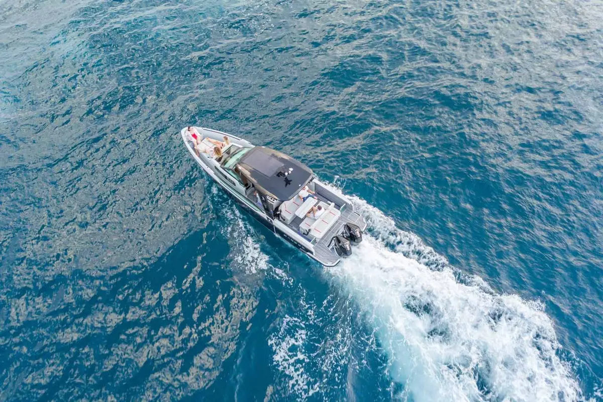 Saxdor 320, внешний вид — Monaco Lux Yachts, Монако. Saxdor 320 — 10m