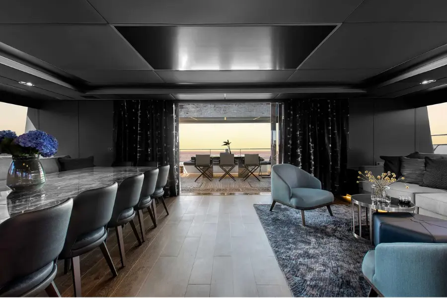 Sunreef 80, salon — Monaco Lux Yachts, Monaco. Sunreef 80 — 23.9m