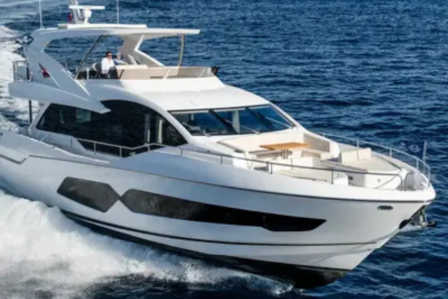 Sunseeker 76, main deck — Monaco Lux Yachts, Monaco. Sunseeker 76 — 23m