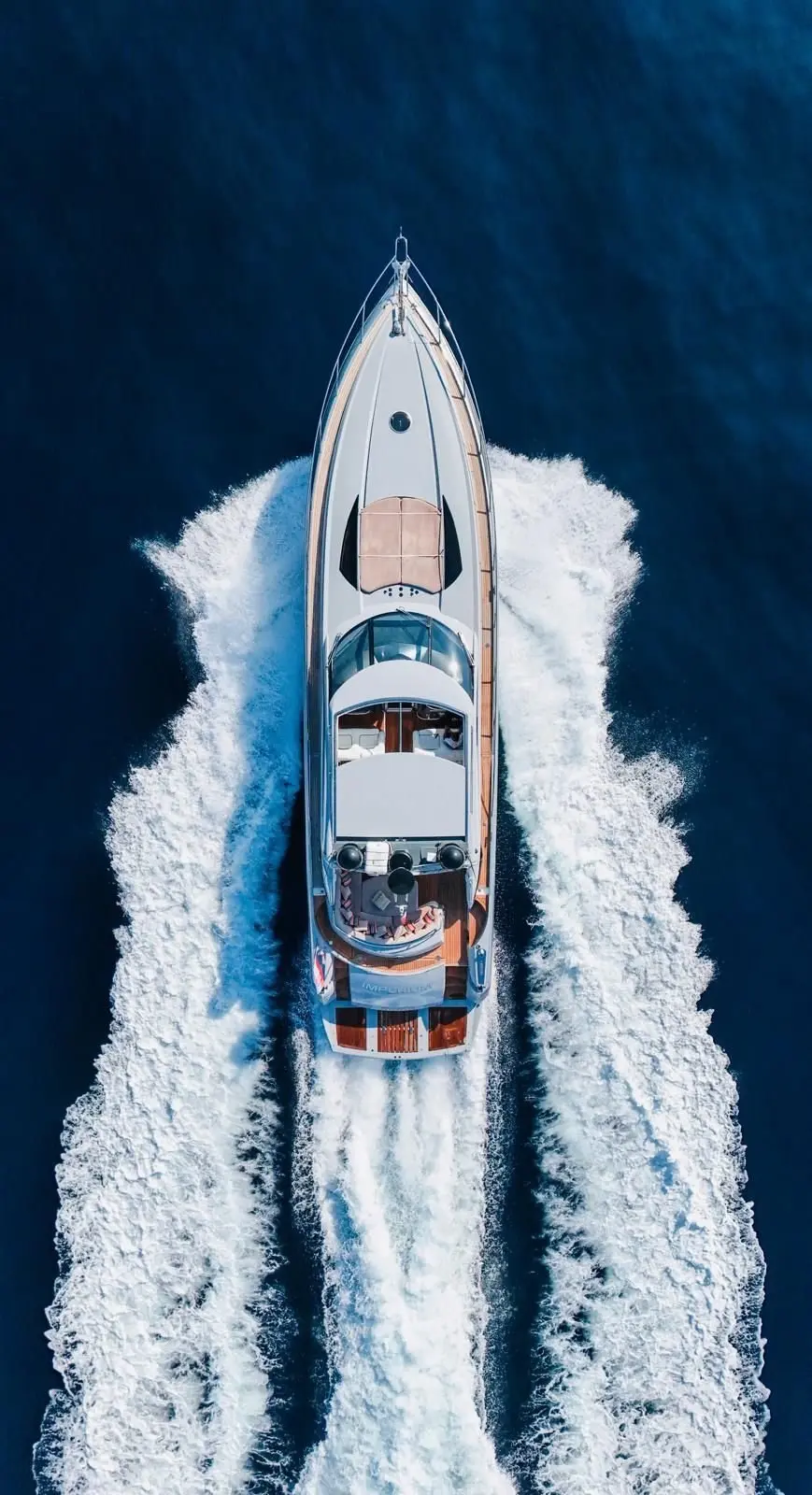 Sunseeker Predator 68, main deck — Monaco Lux Yachts, Monaco. Sunseeker Predator 68 — 20m
