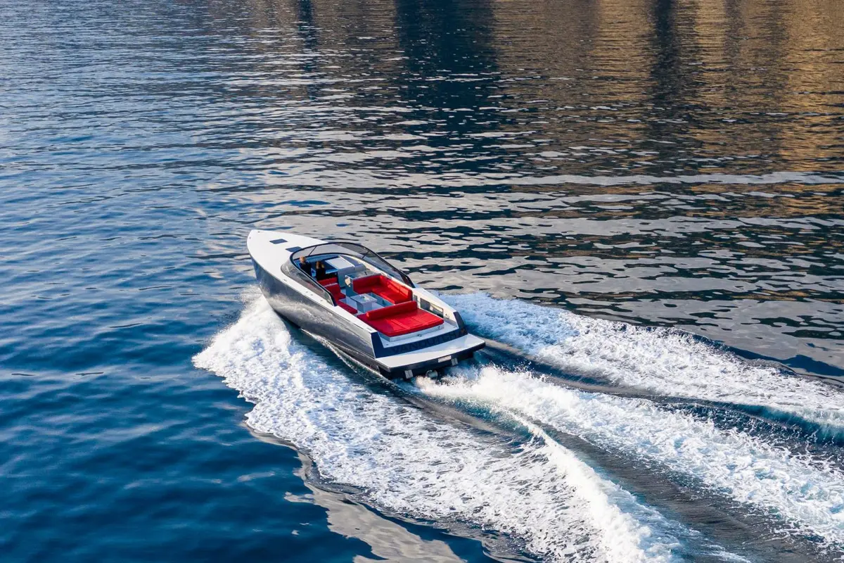 Vandutch 48, salon — Monaco Lux Yachts, Monaco. Vandutch 48 — 15m