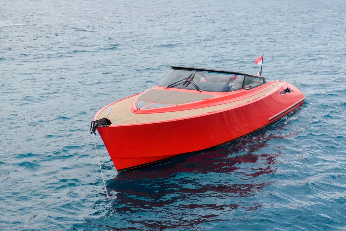 Wajer 55, кормовая палуба — Monaco Lux Yachts, Монако. Wajer 55 — 16m